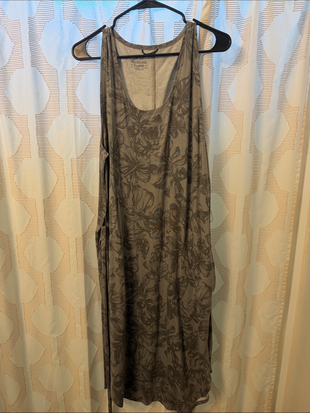Women’s Gray Floral Aftco Dress